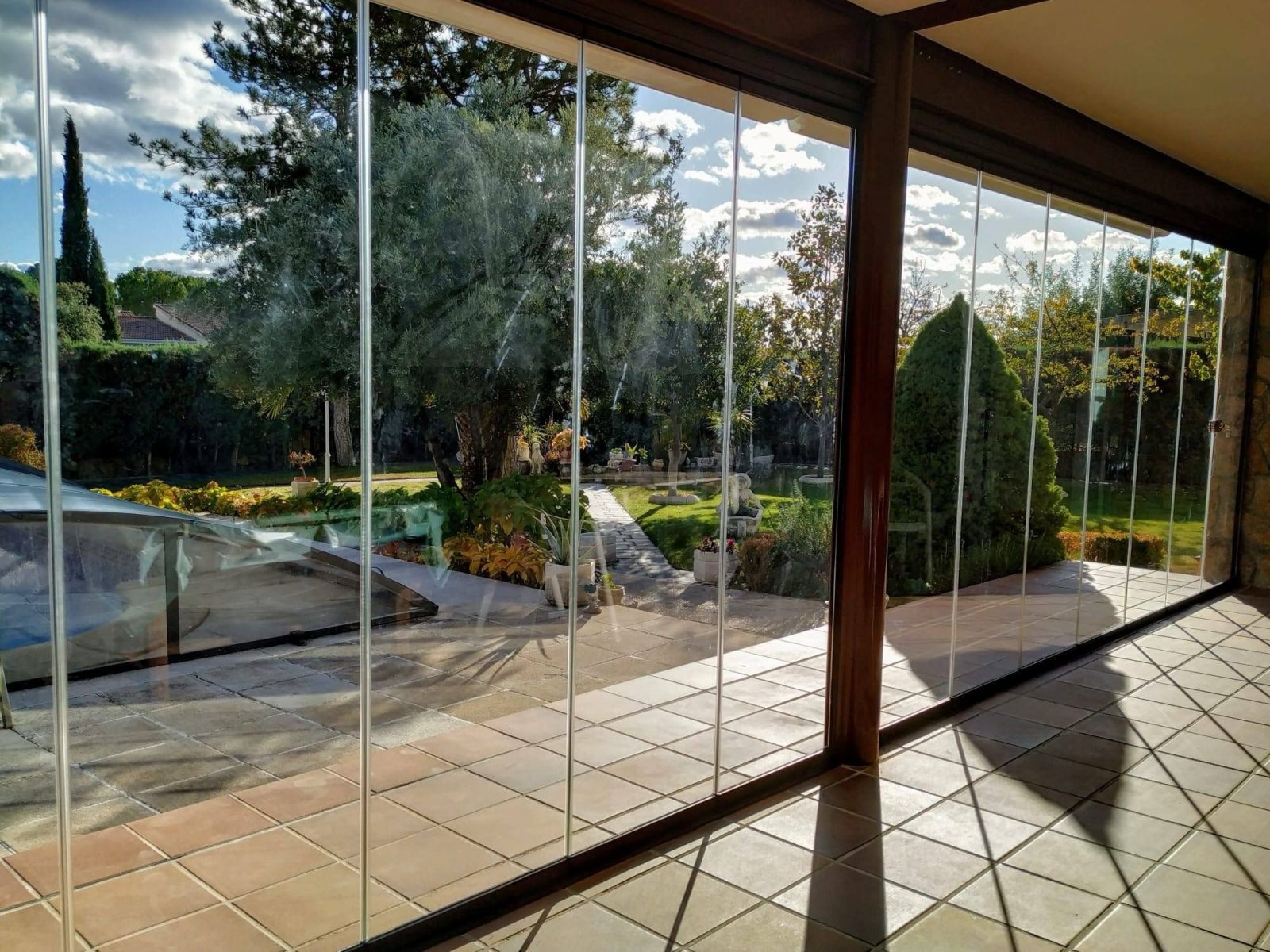 Cortinas de Cristal Plegables Presupuesto en 24 horas