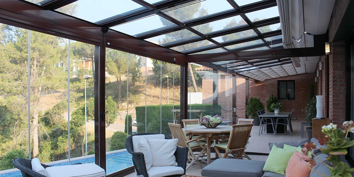 decorar tu terraza con cerramientos