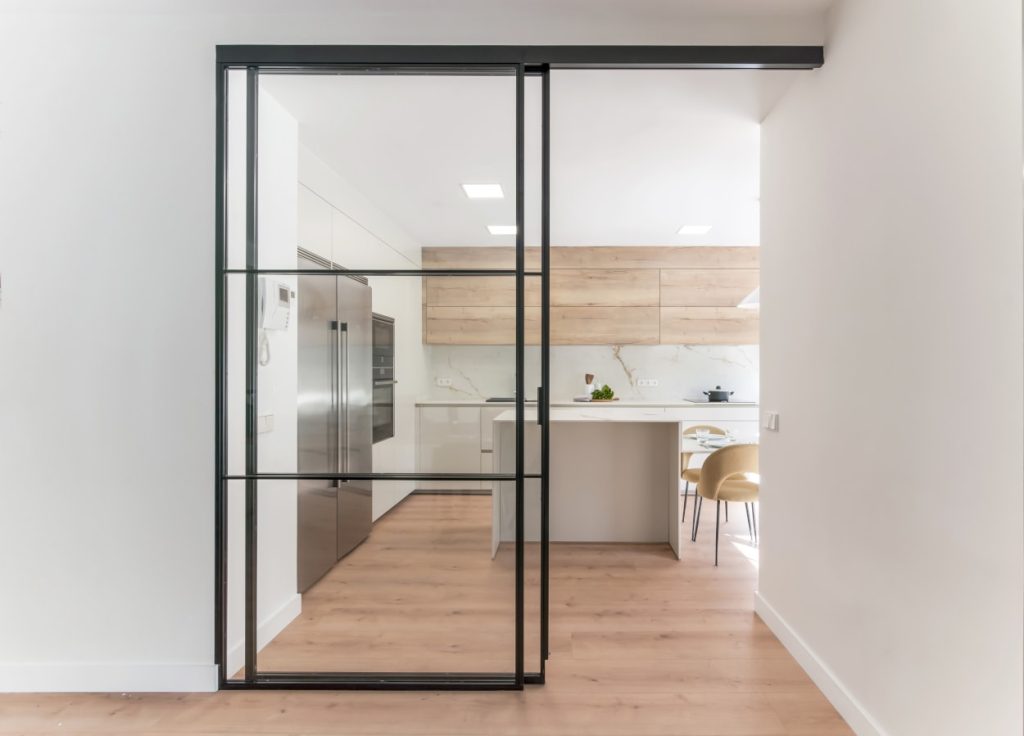 tendencias modernas en cerramientos de cocina