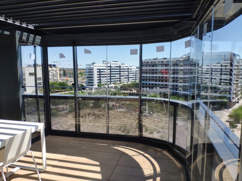 Terraza cerrada en el Seseña 1